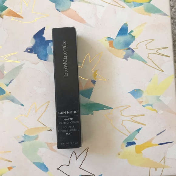 Matte lippie - Picture 2 of 3